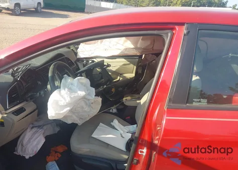 2017 Hyundai Elantra Se z USA, uszkodzony, nr VIN 5NPD84LF9HH118726